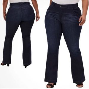 Torrid Mid Rise Flare Jean size 12
